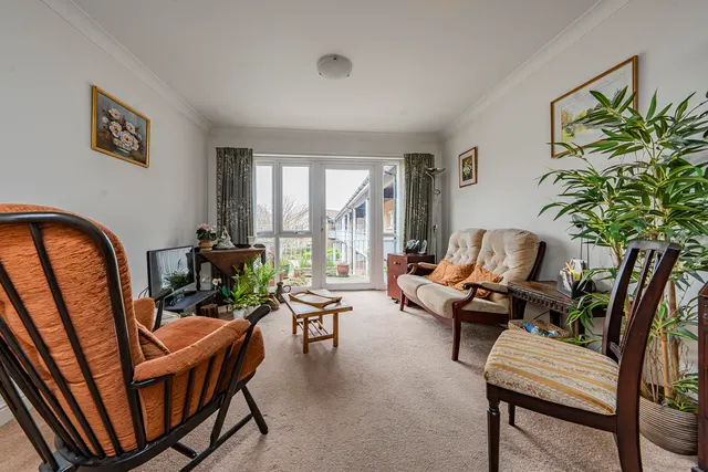 Photo 2 — Patrons Way East, Denham Garden Village