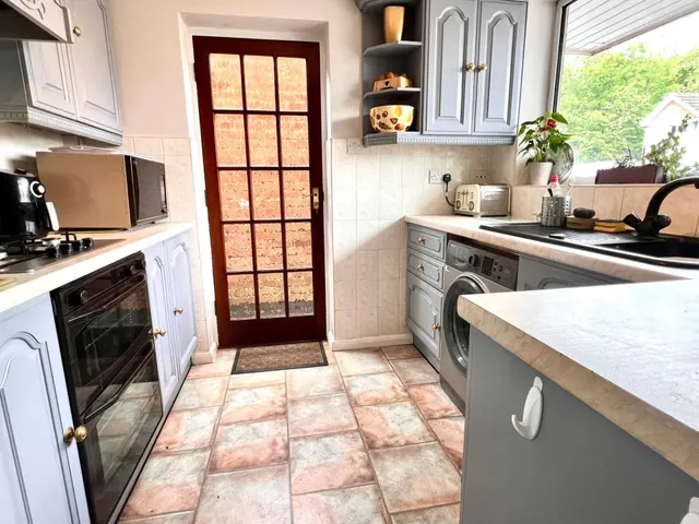 Angus Close, Thurnby, LE7, photo 3