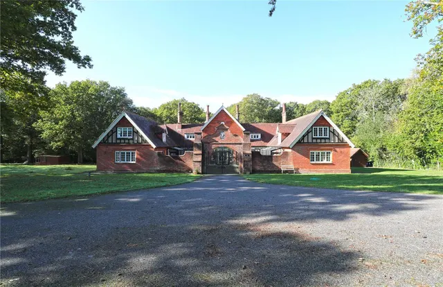 Foxhunt Green Waldron, East Sussex, TN21 0RX, photo 1