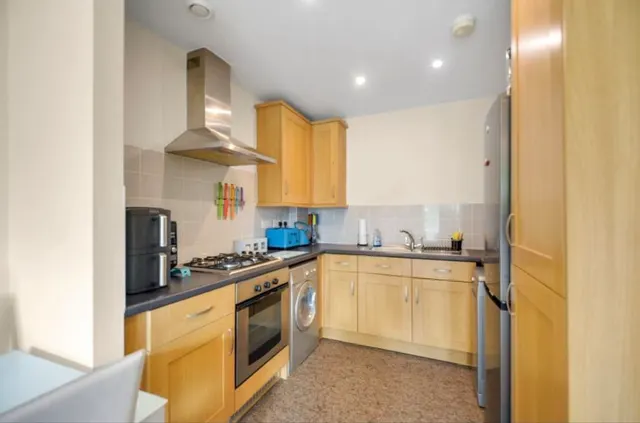 London Road, Dunstable, LU6, photo 3