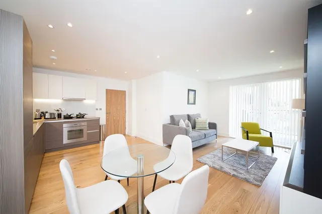 Silverworks Close, Colindale, photo 1