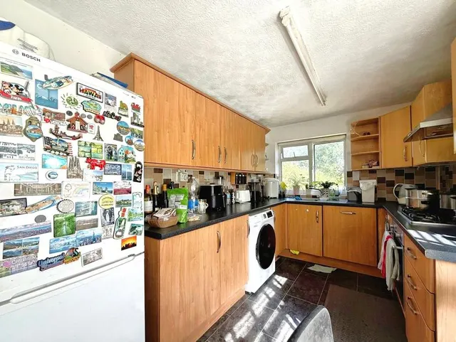 Hinton Close, Crowthorne, RG45, photo 1