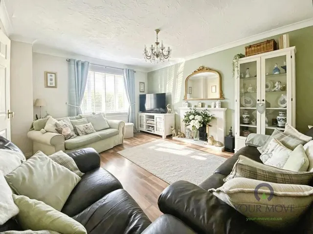 Photo 3 — Moonfleet Close, Kemsley, Kent, ME10