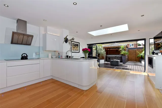 Canterbury Mews, Windsor, Berkshire, SL4 3SF, photo 1