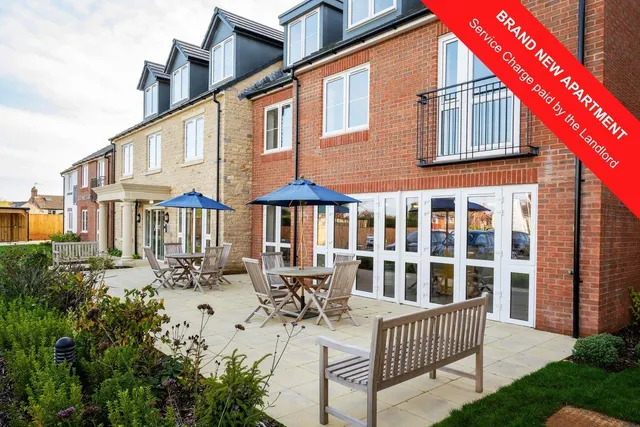 Halse Road, Brackley, NN13, photo 1