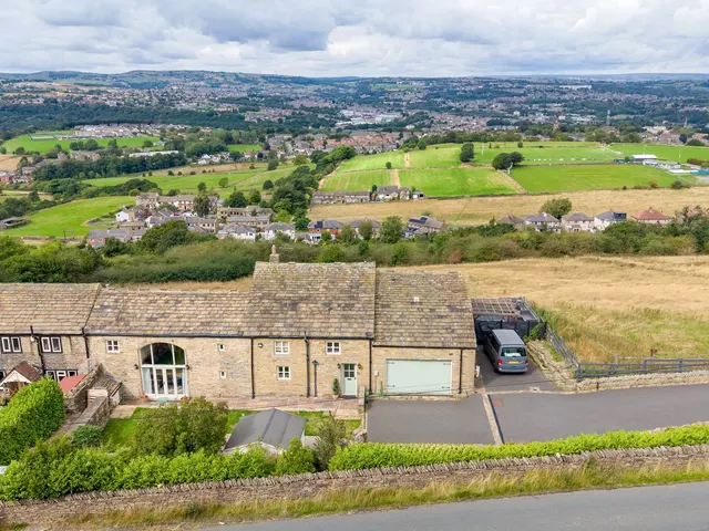 Ashes Lane, Castle Hill, photo 1