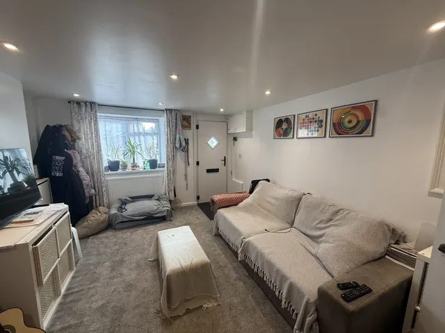 Rose Lane, Crewkerne, TA18, photo 3