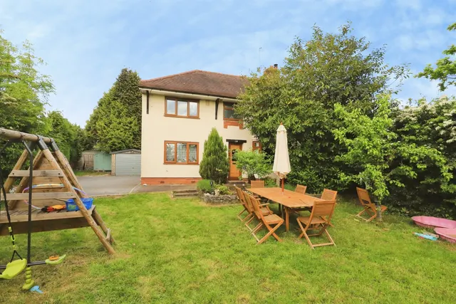 Wolverhampton Road, Kidderminster, photo 1