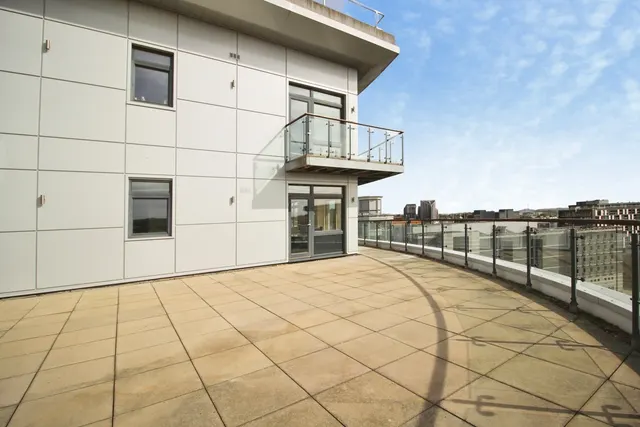 Armouries Way, Leeds, LS10, photo 1