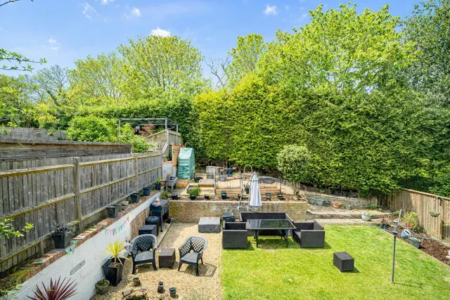 Chalvington Drive, St. Leonards-On-Sea, photo 2