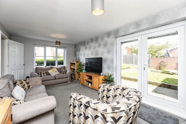 Daisy Hill, Morley, LS27, photo 3