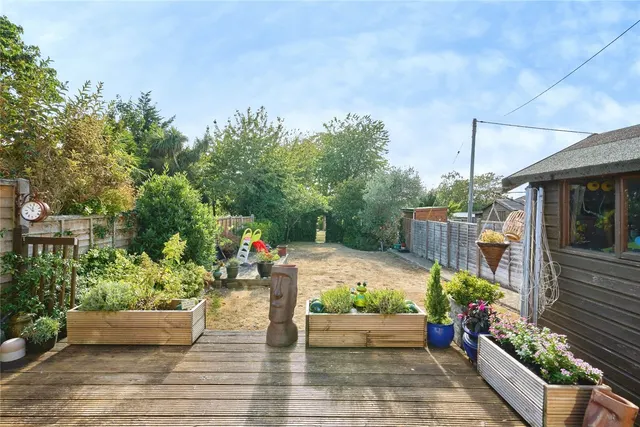 Place Road, Cowes, PO31, photo 3