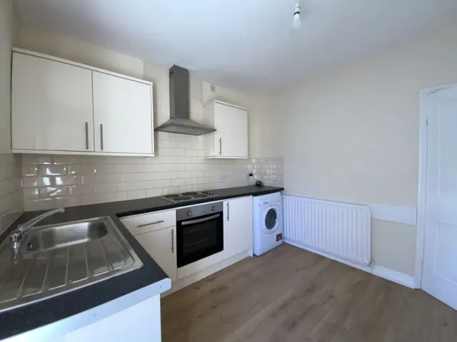 Redcar Road, Guisborough, TS14, photo 3