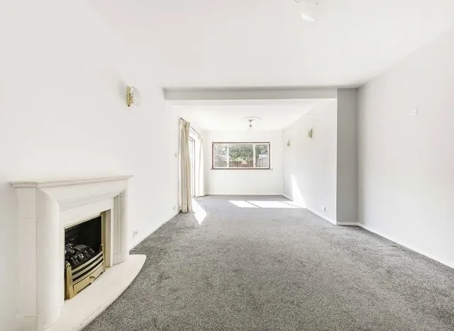 Photo 2 — Batavia Road, Sunbury, TW16