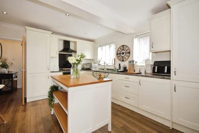 Photo 2 — Hammerwater Drive, Warsop, Mansfield, Nottinghamshire, NG20