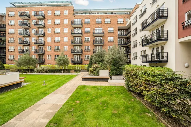 Seven Kings Way, Kingston Upon Thames, KT2, photo 1