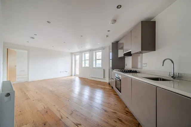 Babbacombe Road, BR1, photo 3