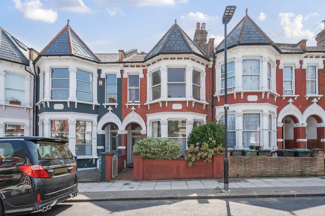Pemberton Road, London, N4, photo 1