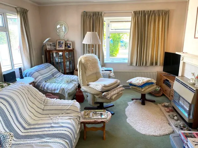 Photo 3 — Winchbottom Lane, Marlow SL7 3RL