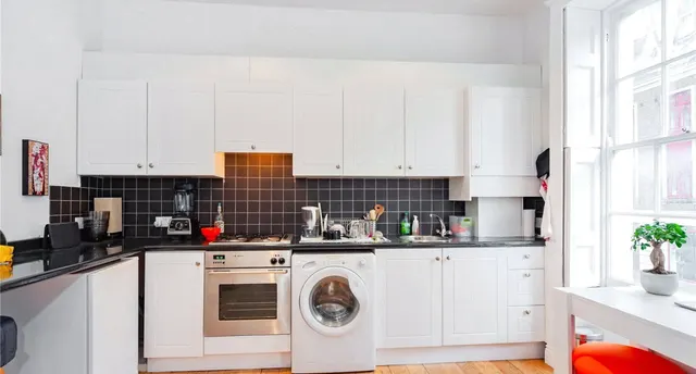 Warren Street, Fitzrovia, W1T, photo 2