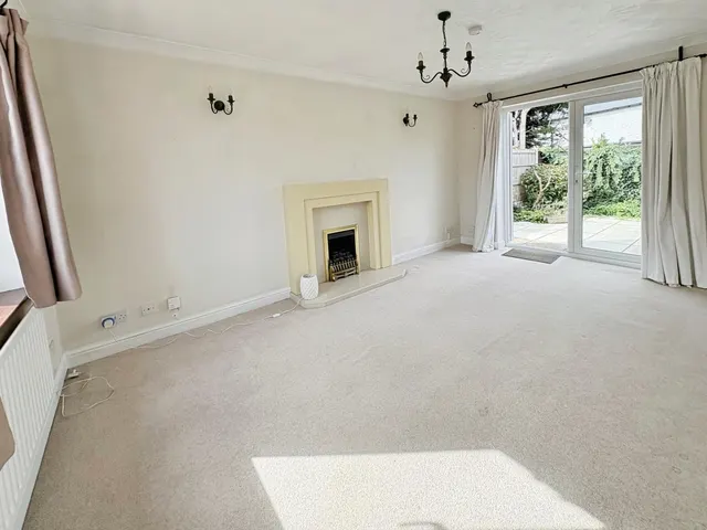Newland Close, Nottingham, NG9, photo 2