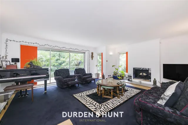 Baldwins Hill, Loughton, IG10, photo 2