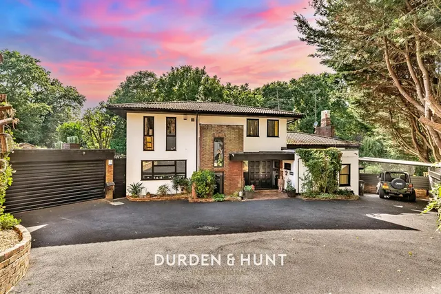 Baldwins Hill, Loughton, IG10, photo 1