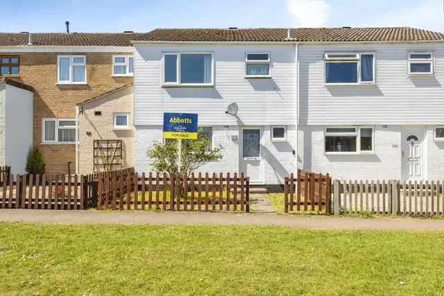 Lovell Gardens, Watton, Thetford, Norfolk, IP25, photo 1