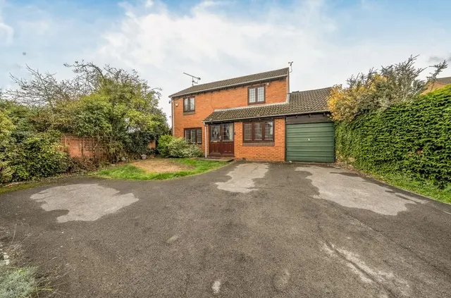 Allonby Close, Lower Earley, RG6, photo 1