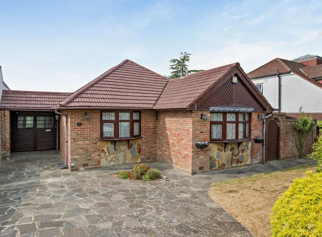 Moorhurst Avenue, Goffs Oak, EN7, photo 1