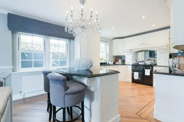 Chessington Road, Ewell, KT19, photo 3