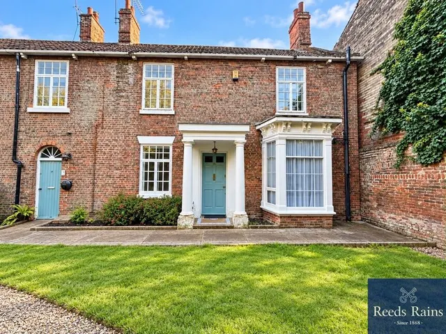 Cottingham Road, Hull, HU5, photo 1