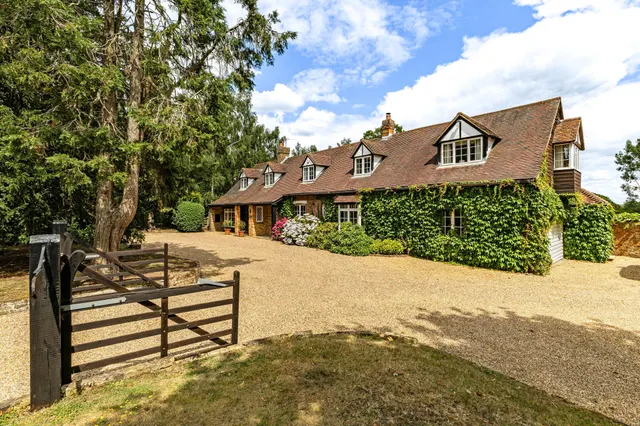 Church Lane, Rickmansworth, WD3, photo 1
