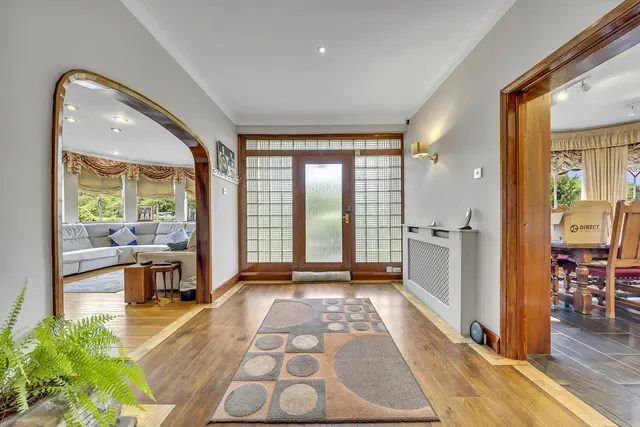 Heath Drive, Romford, RM2, photo 2