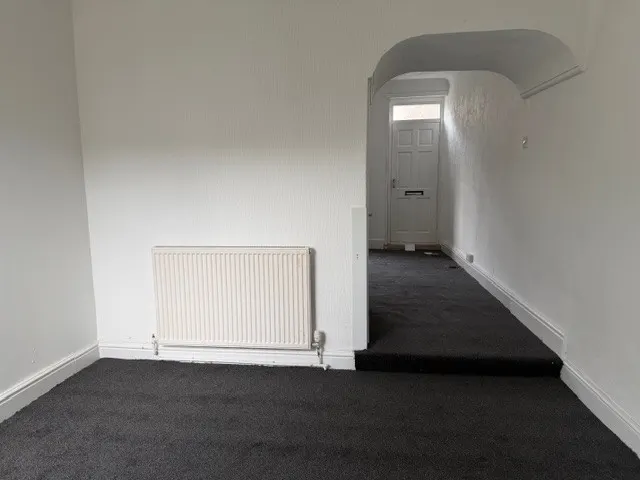 2 bedroom house, Richard Street, Grimsby, DN31