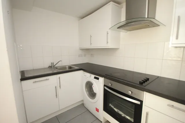 George Street West, Luton, LU1, photo 1