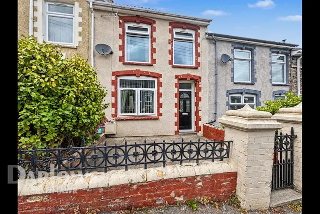 Tredegar Road, Ebbw Vale, photo 1