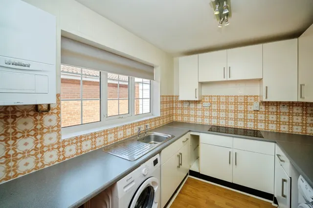 Photo 3 — Hambledon Drive, Wirral