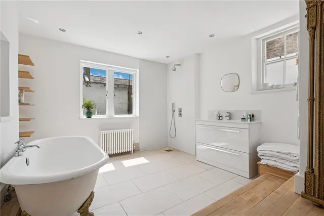 Photo 3 — Colville Terrace, London, W11
