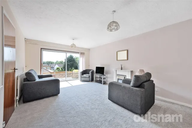 Photo 3 — South Road, Northfield, Birmingham, West Midlands, B31 2RB