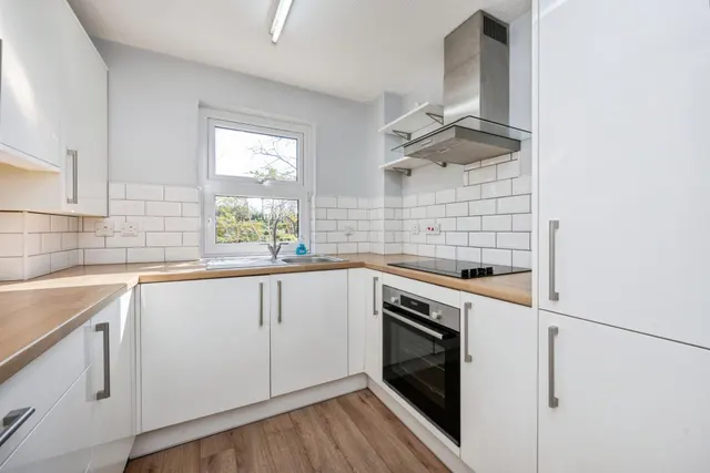 Ashburnham Road, Bedford, MK40, photo 3