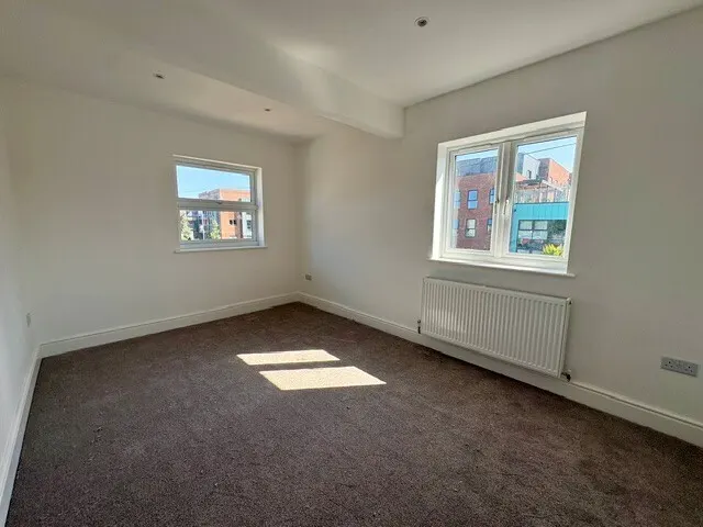 Leigh Road, Eastleigh, SO50, photo 2