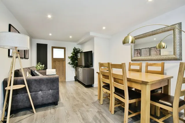 Photo 3 — Stanley Drive, Timperley, Altrincham, WA15