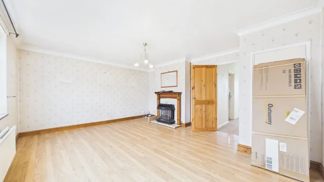 Photo 2 — Edinburgh Road, STAMFORD, PE9