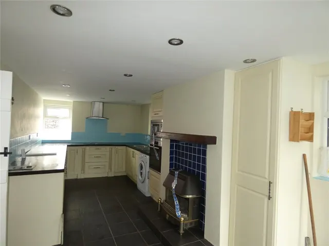 Nant Y Felin Road, Llanfairfechan, LL33, photo 2