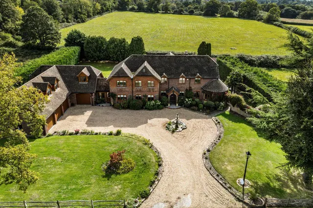 Fryern Road, Pulborough, RH20, photo 1