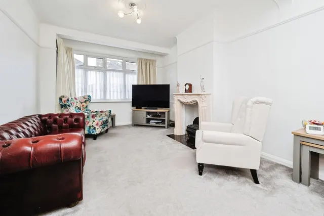 Auriel Avenue, Dagenham, RM10, photo 2