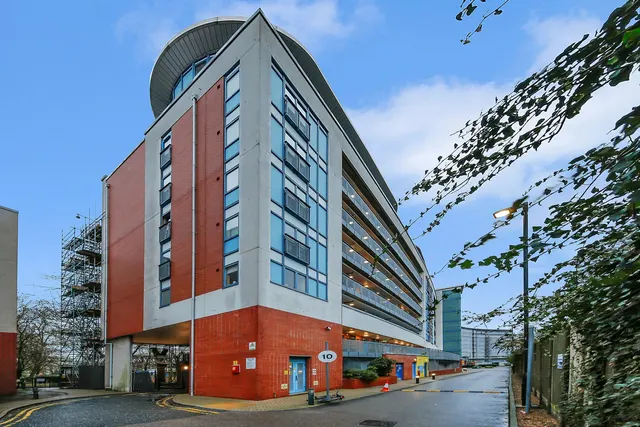 Flat 31, Rathnew Court, 5 Meath Crescent, London, E2 0QG, photo 1