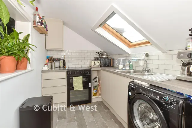 Bayford Road, Littlehampton, BN17, photo 3