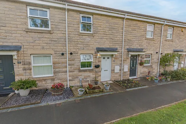 Siegfried Walk, Bingley, BD16, photo 1